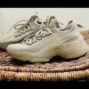 Steve Madden Tennis shoes